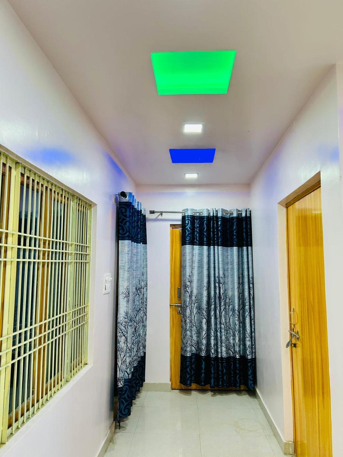 Smart Stays - Mmmut College - Gkp Airport Gorakhpur Esterno foto